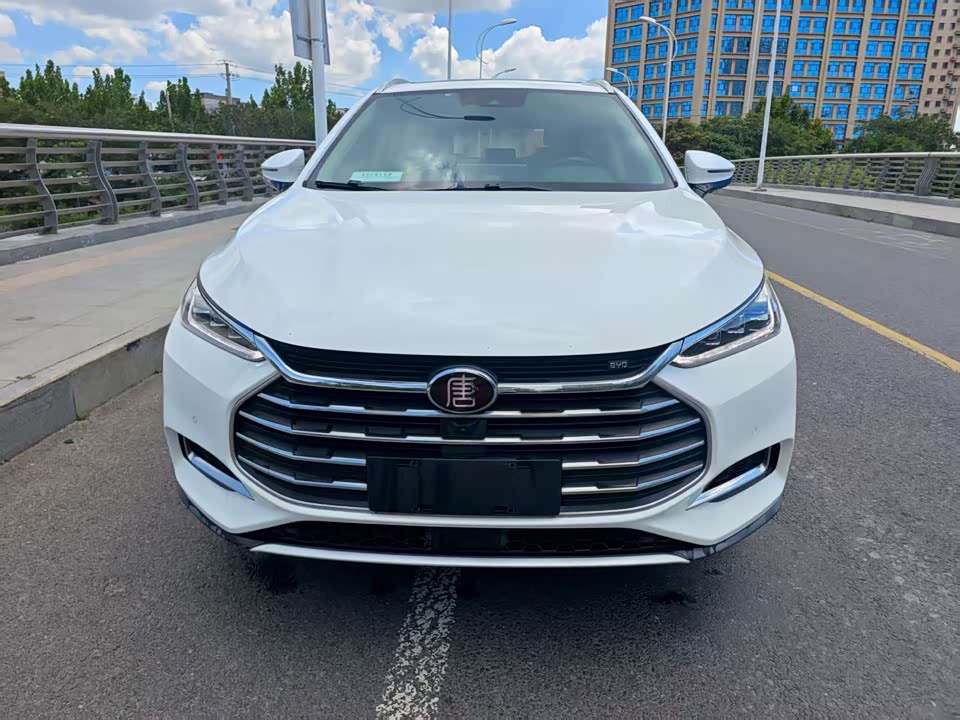 BYD Tang
