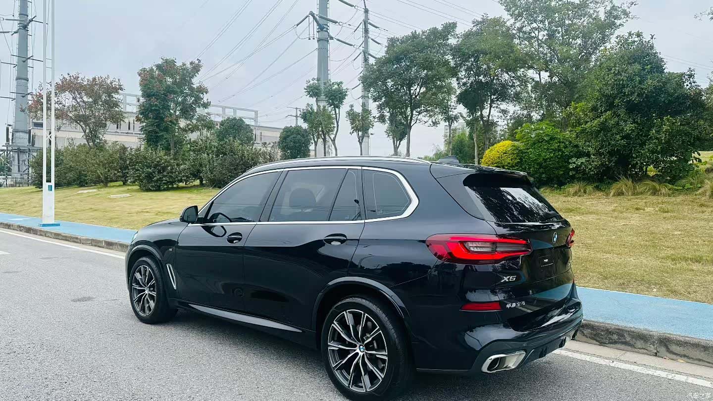 BMW X5, 2022 все фото