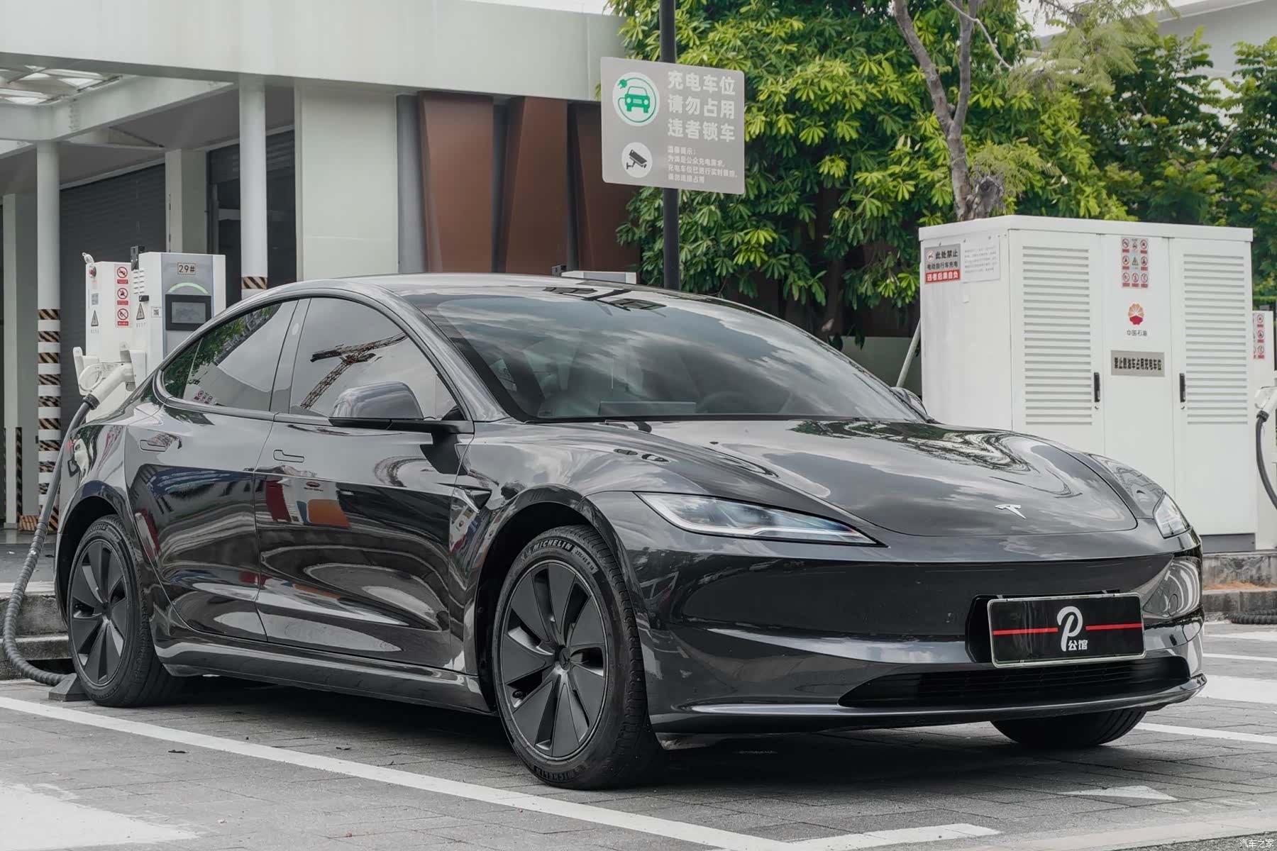 Tesla Model 3, 2024 1