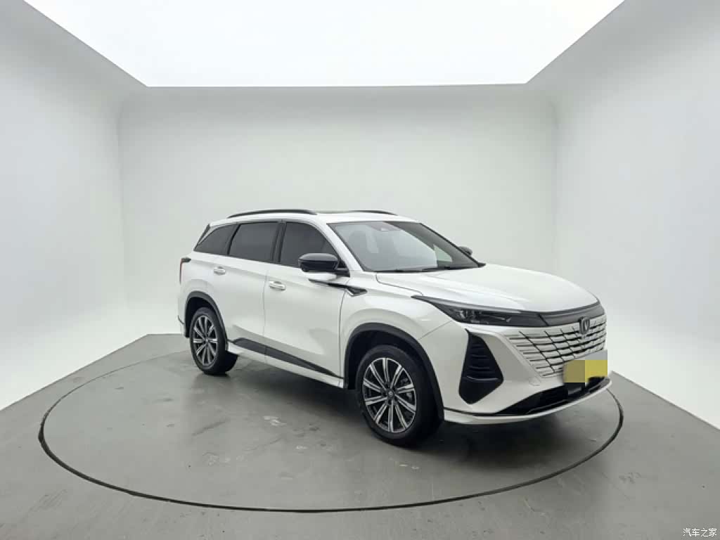 Changan CS75, 2025 4