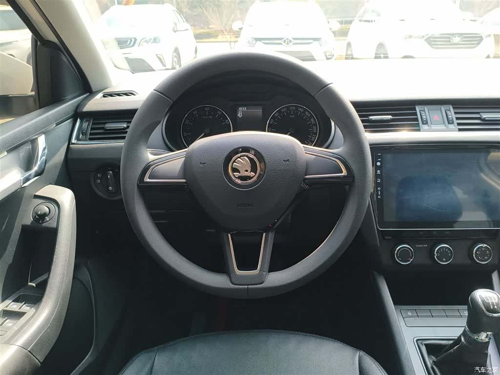 Skoda Octavia, 2018 7