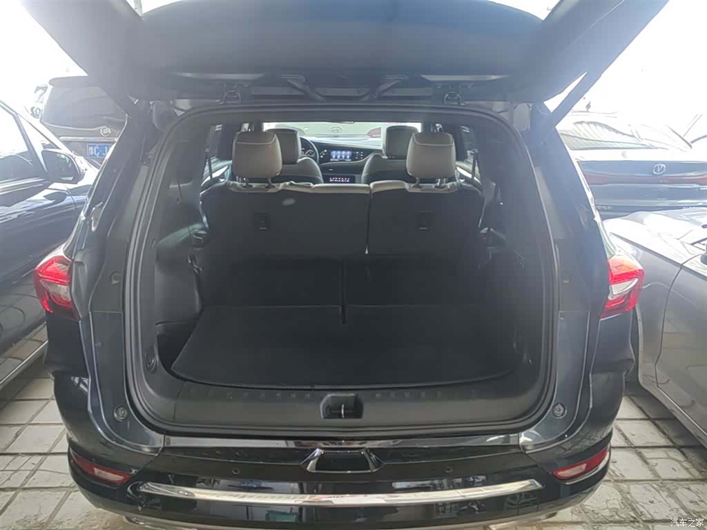 Buick Enclave, 2023 19
