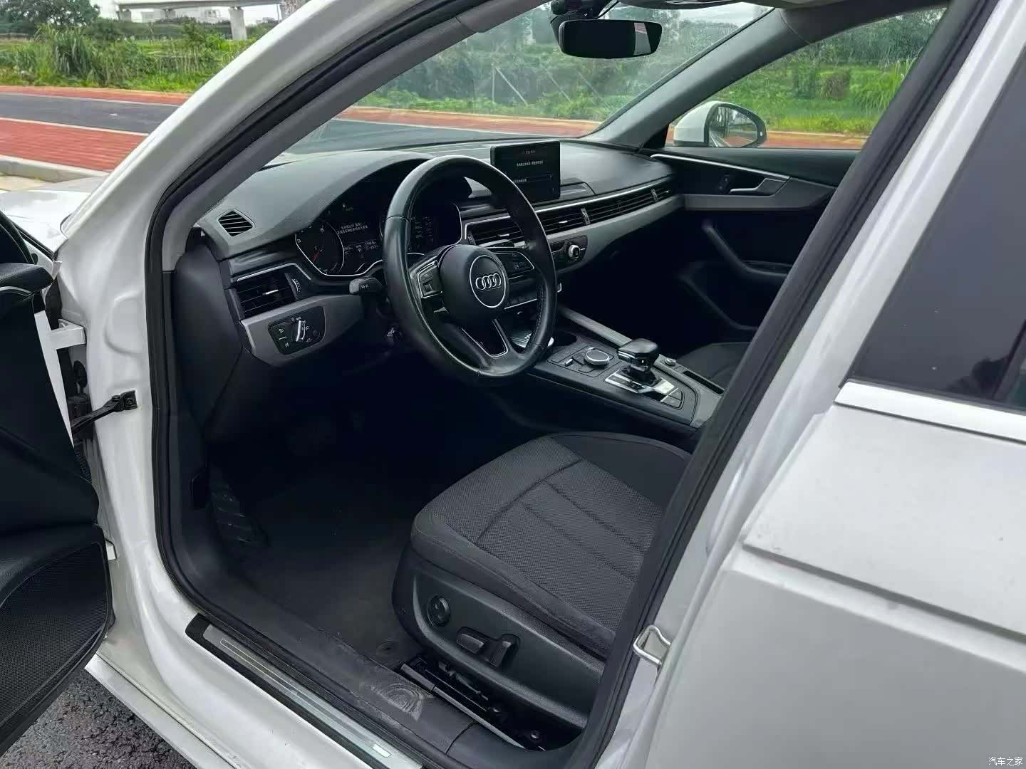 Audi A4L, 2018 4