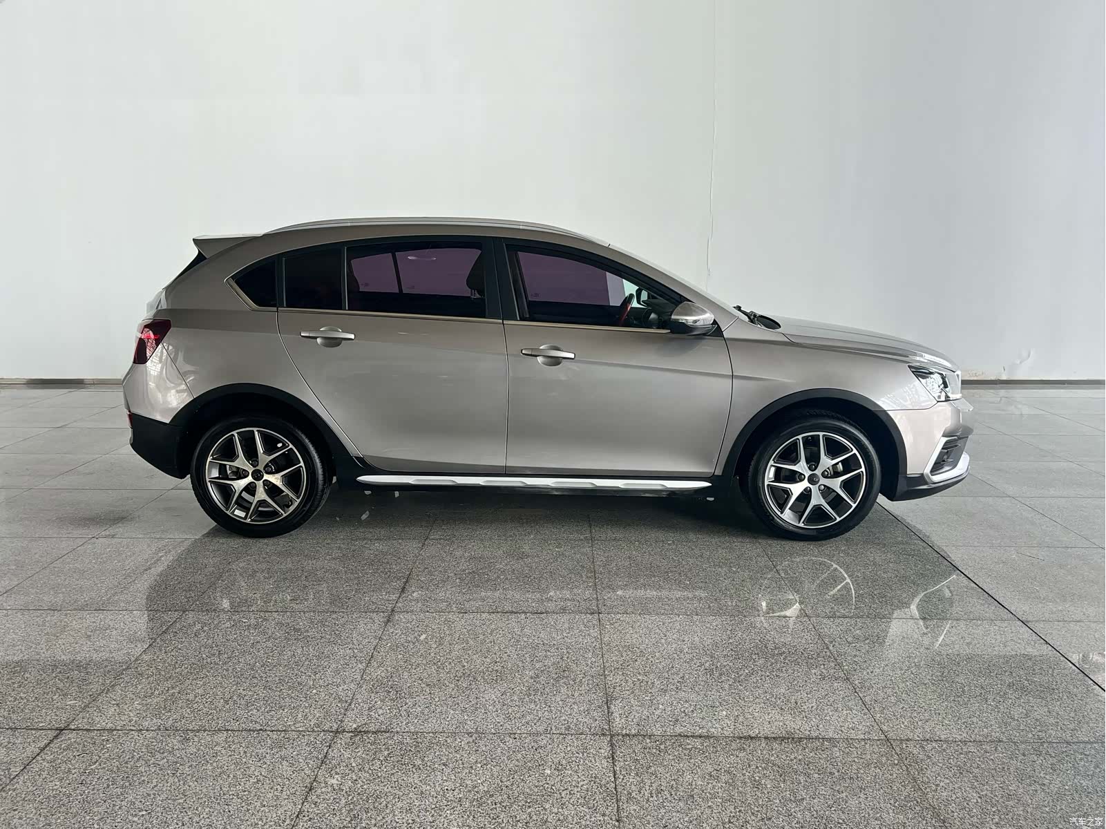 Geely S1, 2019 3