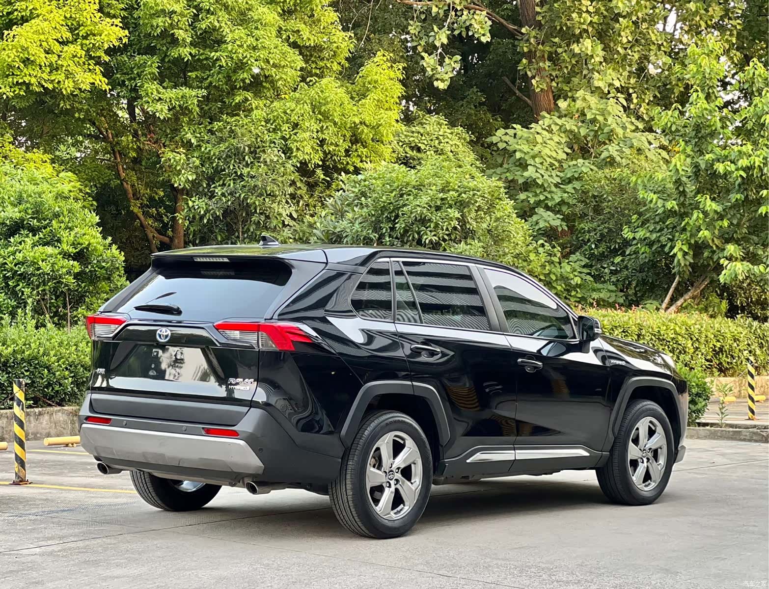Toyota RAV4, 2020 18