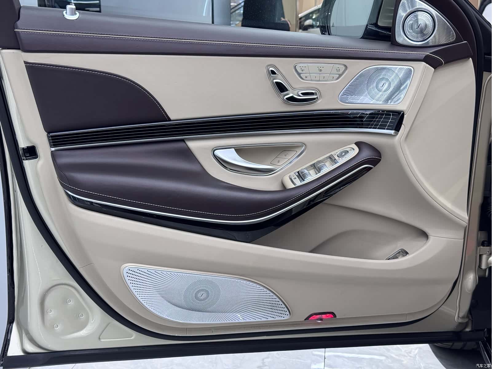 Maybach S-Class, 2020 12