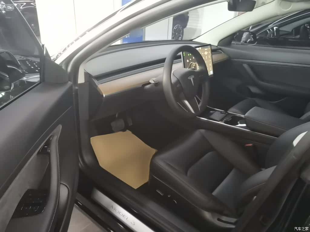 Tesla Model 3, 2020 16