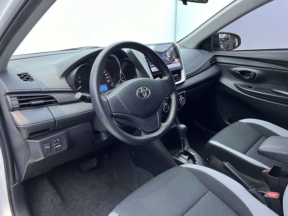 Toyota YARiS L Zhixuan