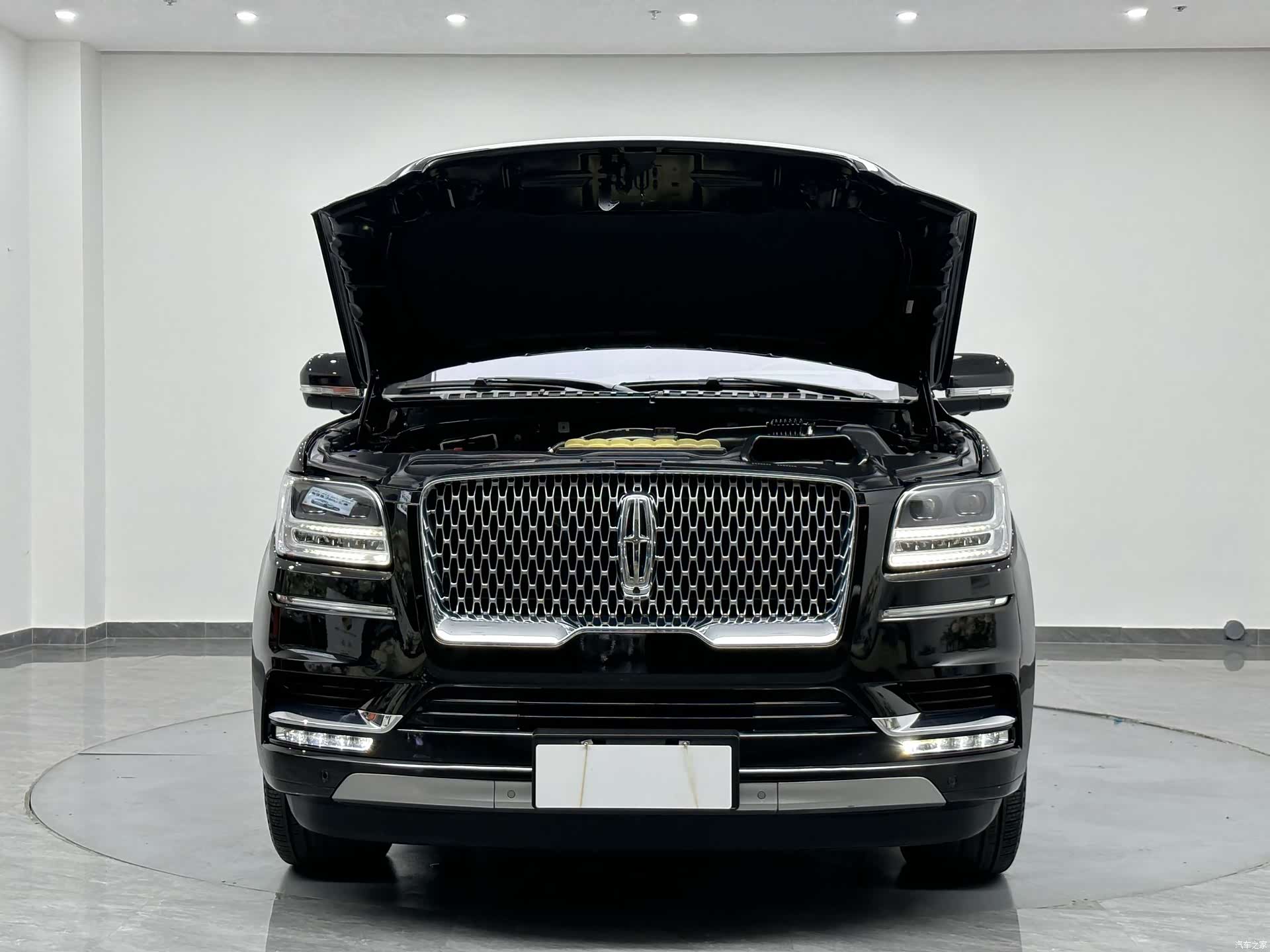 Lincoln Navigator, 2019 27