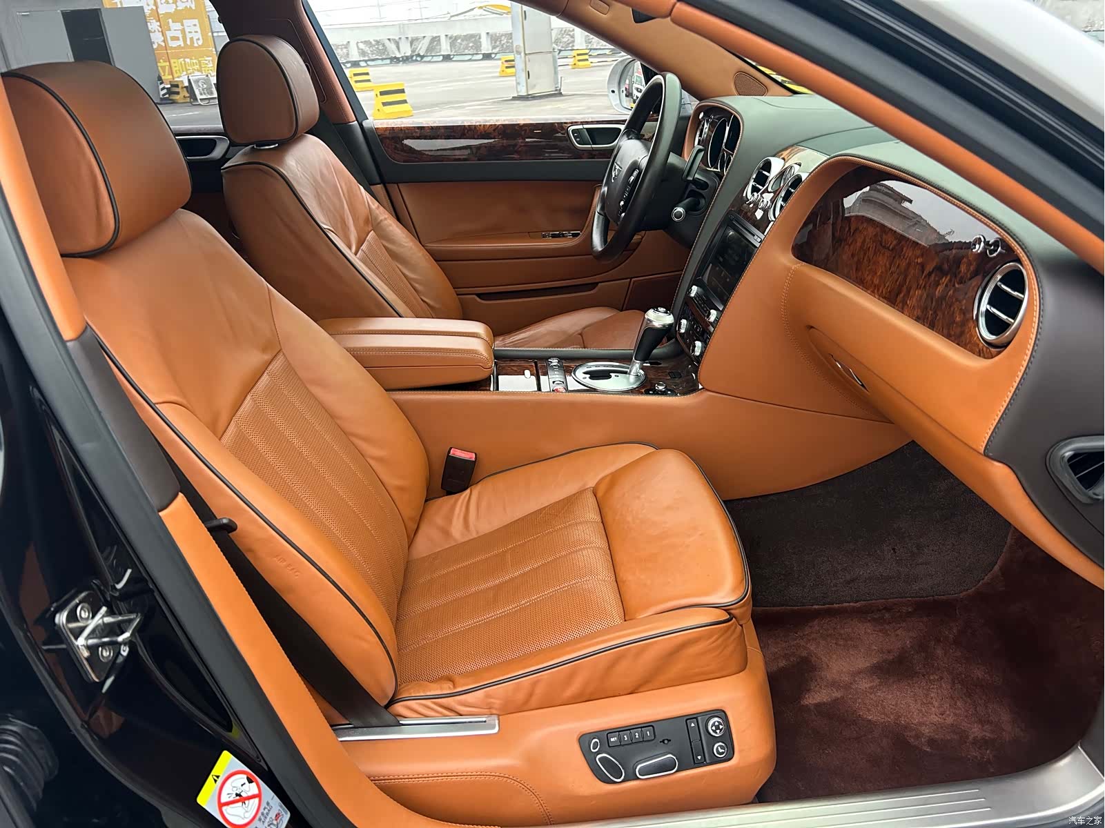 Bentley Flying Spur, 2013 13
