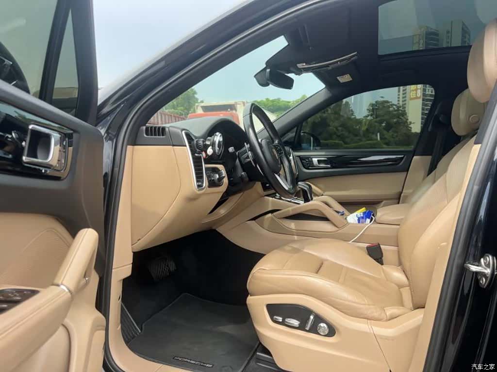 Porsche Cayenne, 2018 4