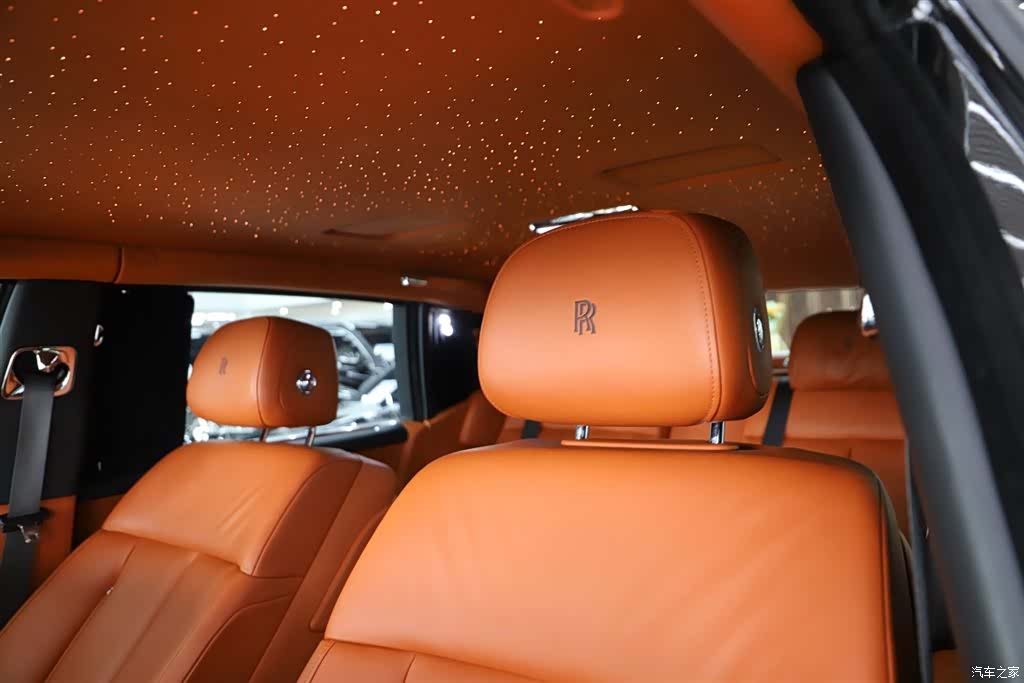 Rolls-Royce Phantom, 2019 18