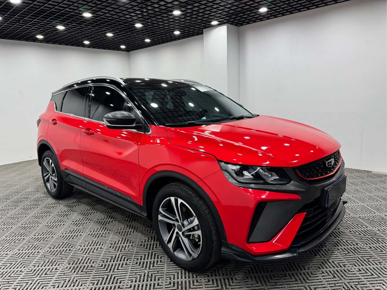 Geely Coolray, 2022 1