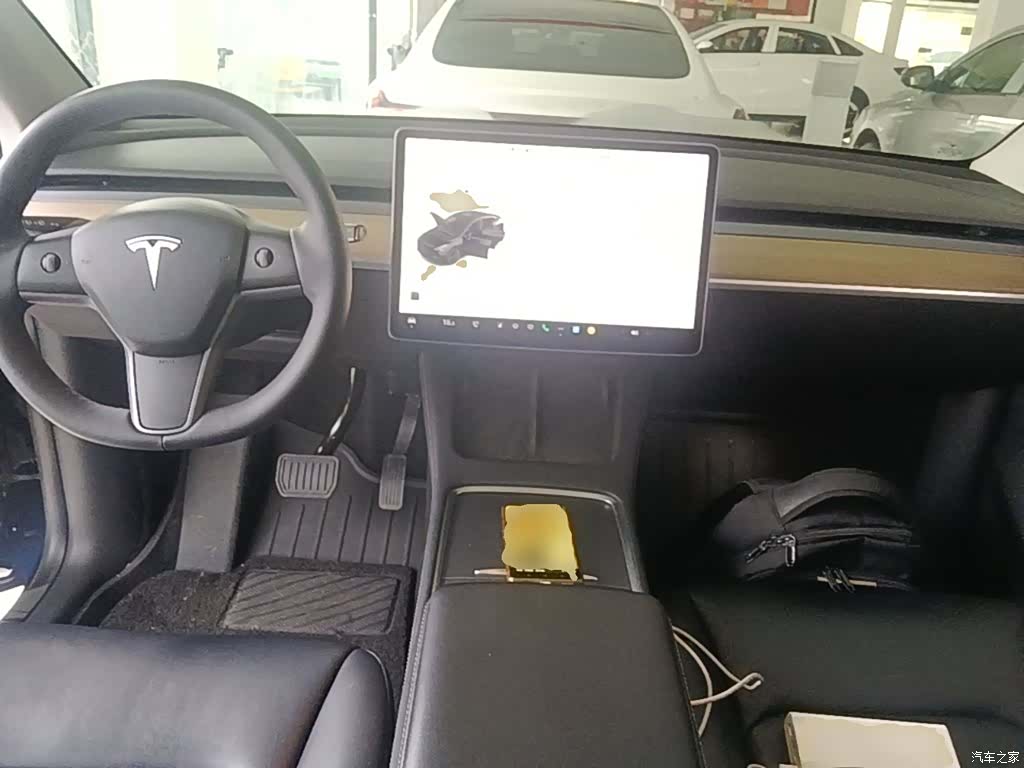 Tesla Model Y, 2022 10