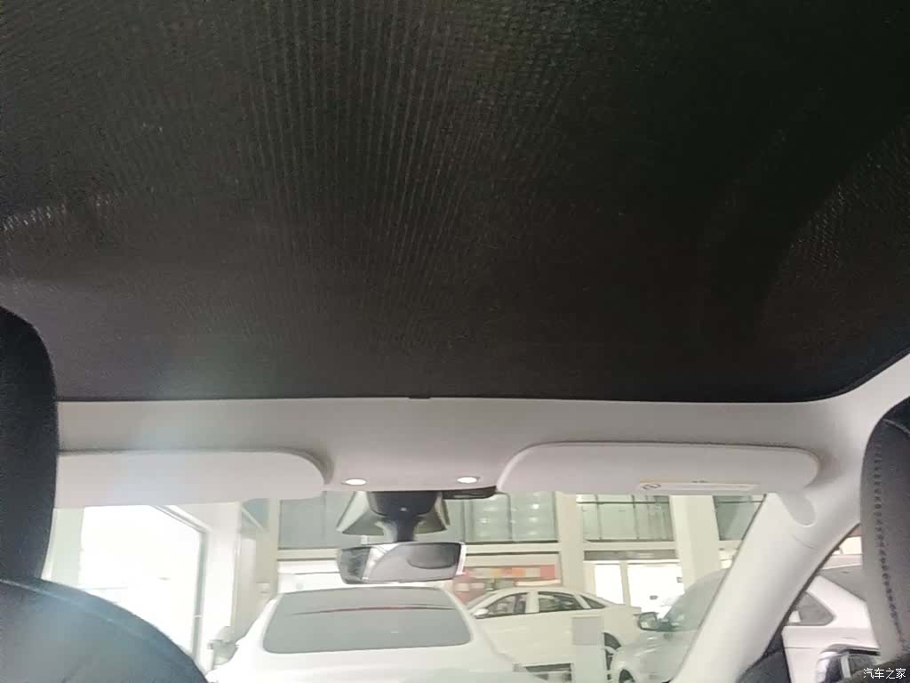 Tesla Model Y, 2022 18