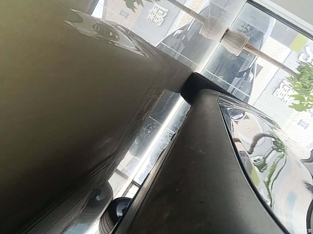 Tesla Model Y, 2022 21