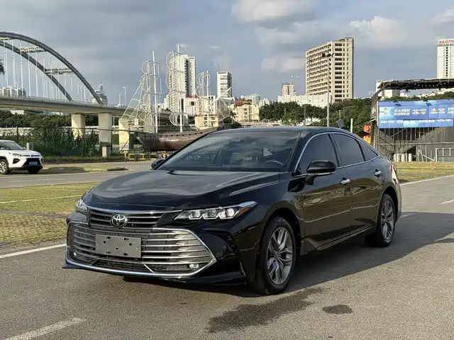 Toyota Avalon 2022 — купить из Китая под заказ