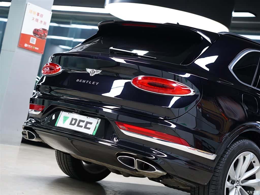 Bentley Bentayga, 2021 все фото