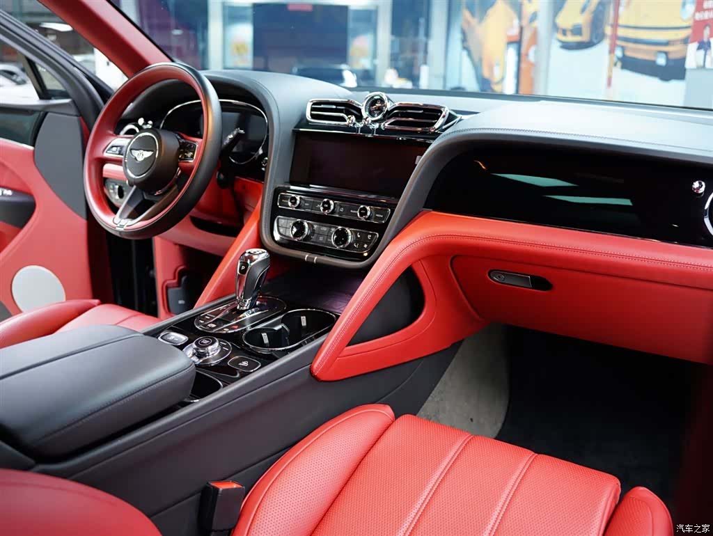Bentley Bentayga, 2021 50