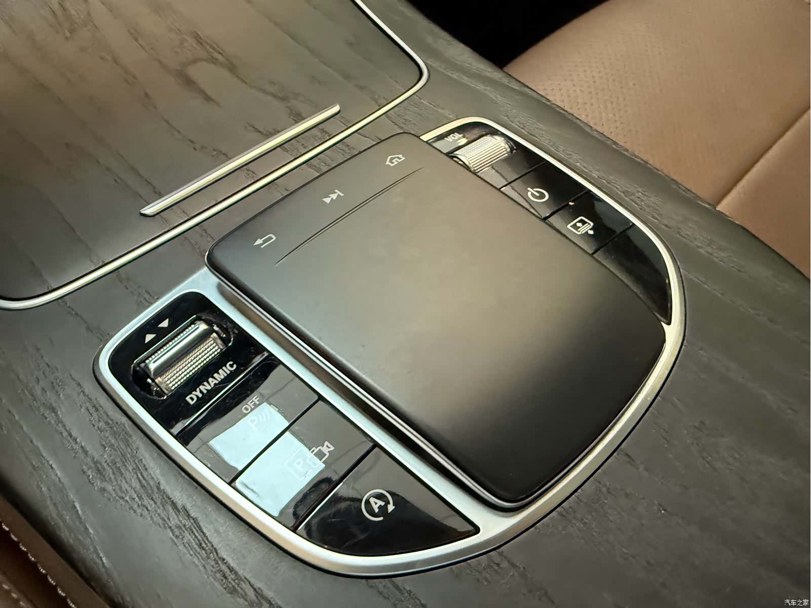 Mercedes-Benz E-Class, 2020 7