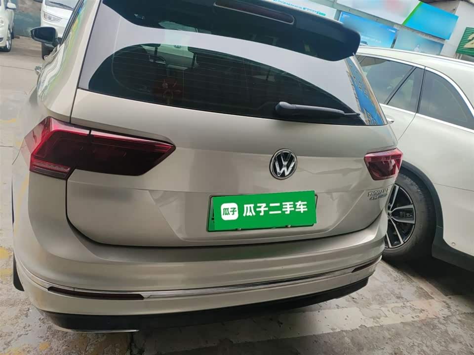 Volkswagen Tiguan L