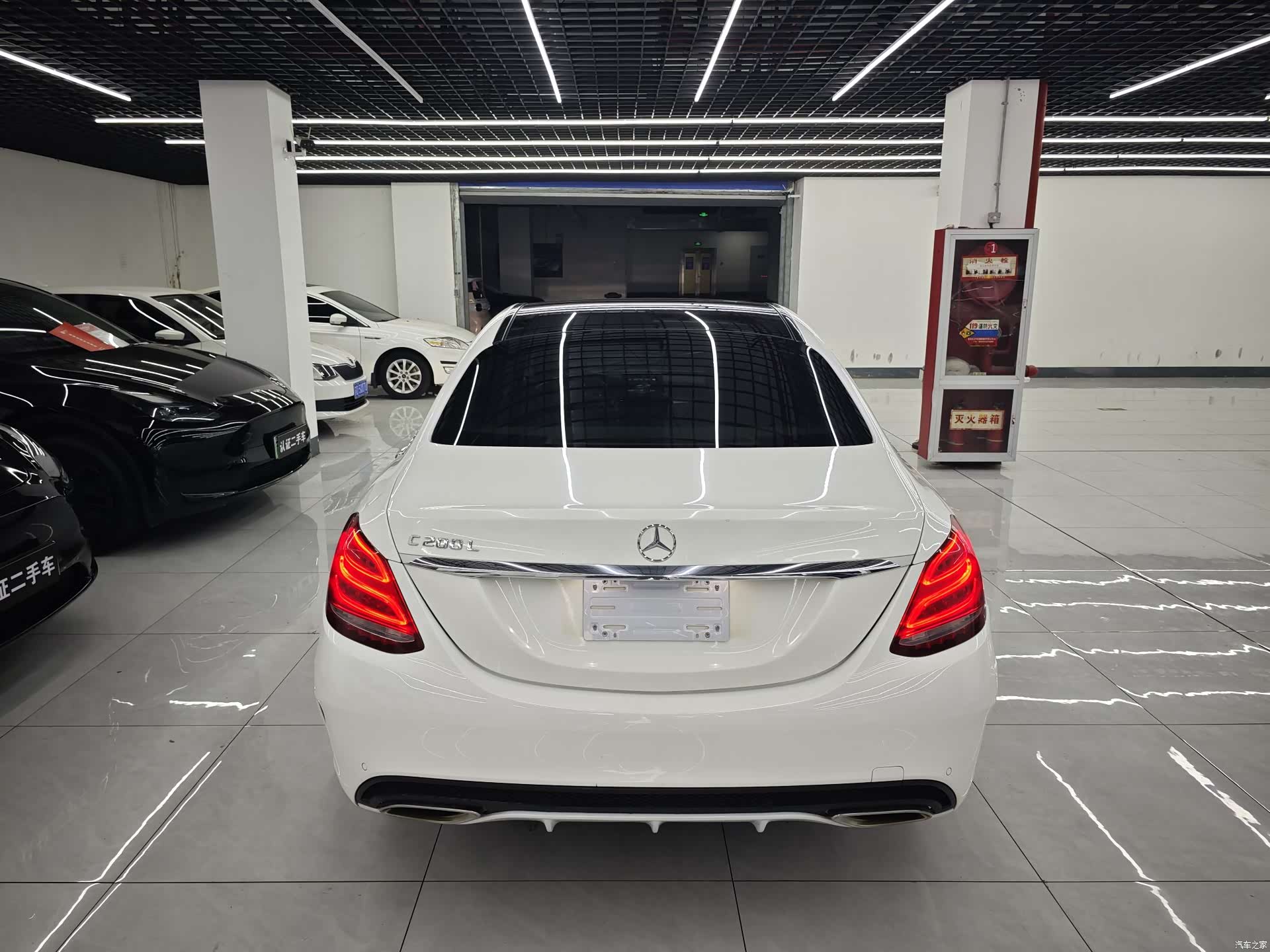 Mercedes-Benz C-Class, 2018 4