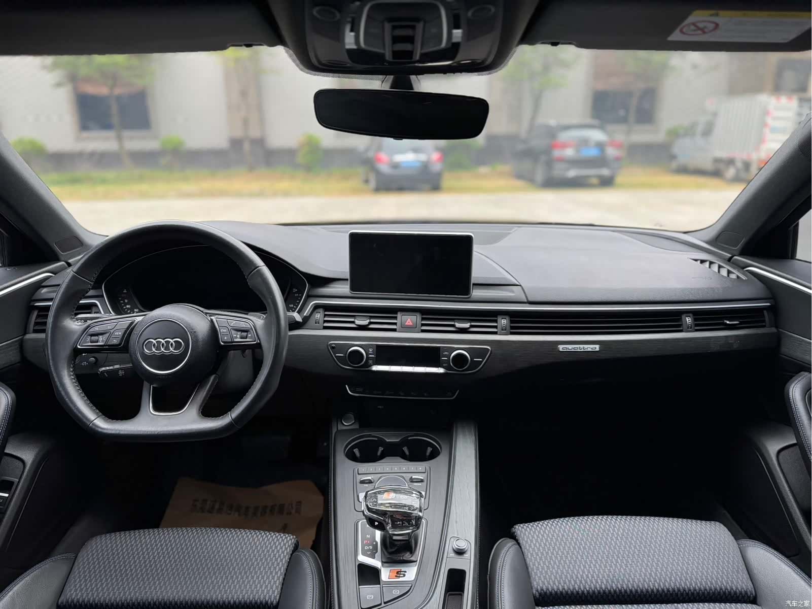 Audi A4L, 2019 6