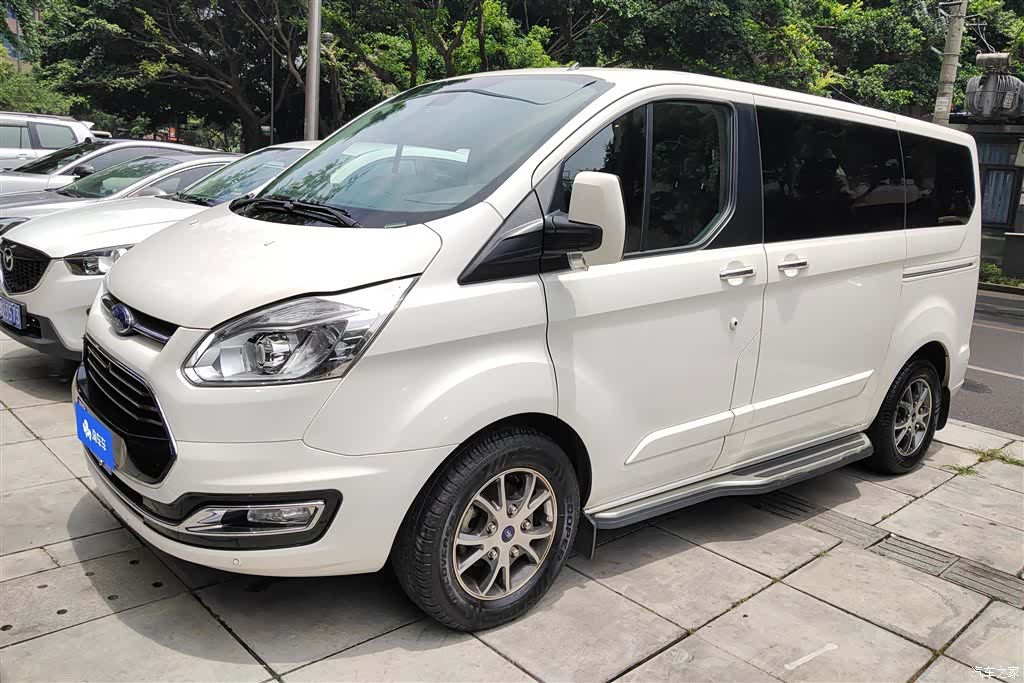 Ford Tourneo
