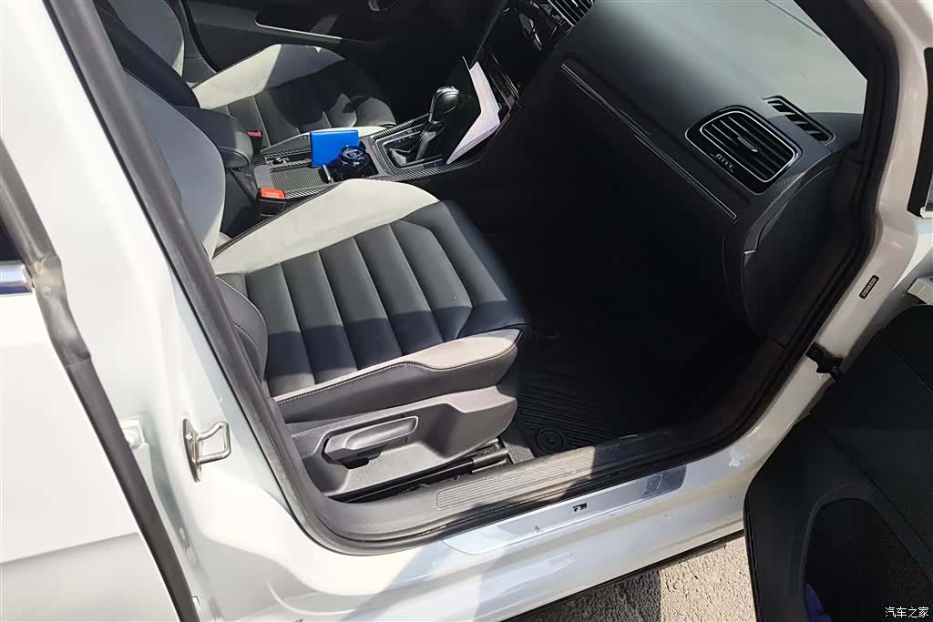 Volkswagen Golf, 2020 8