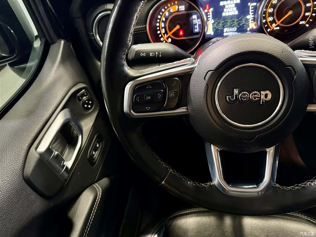 Jeep Wrangler, 2021 21