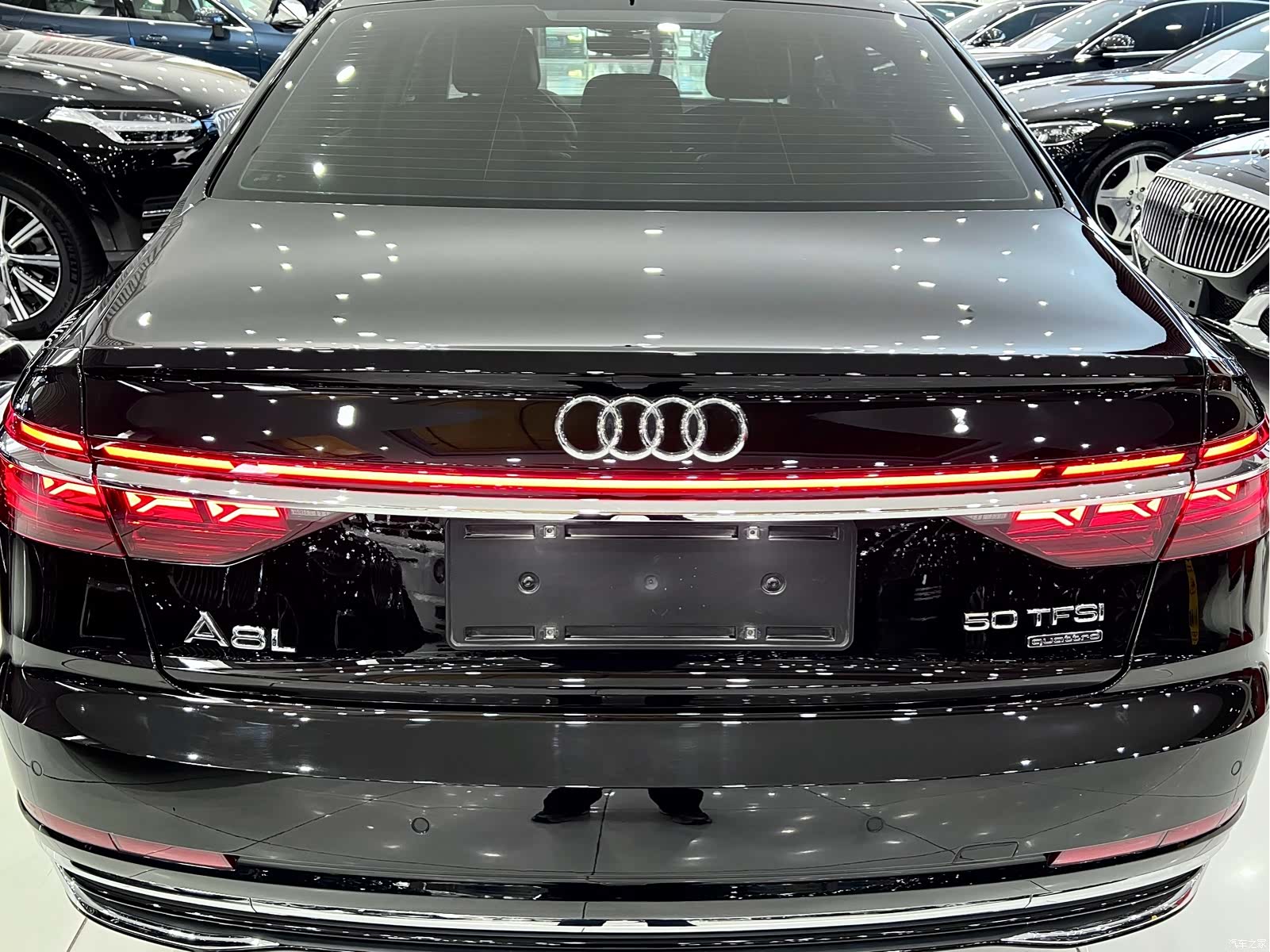 Audi A8L, 2024 все фото