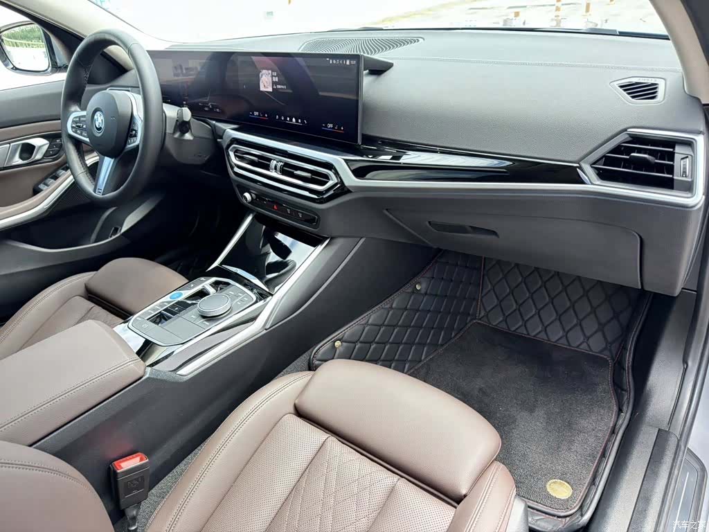 BMW i3, 2024 6