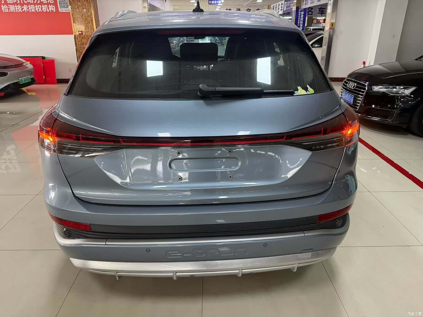 Audi Q4 e-tron, 2025 8