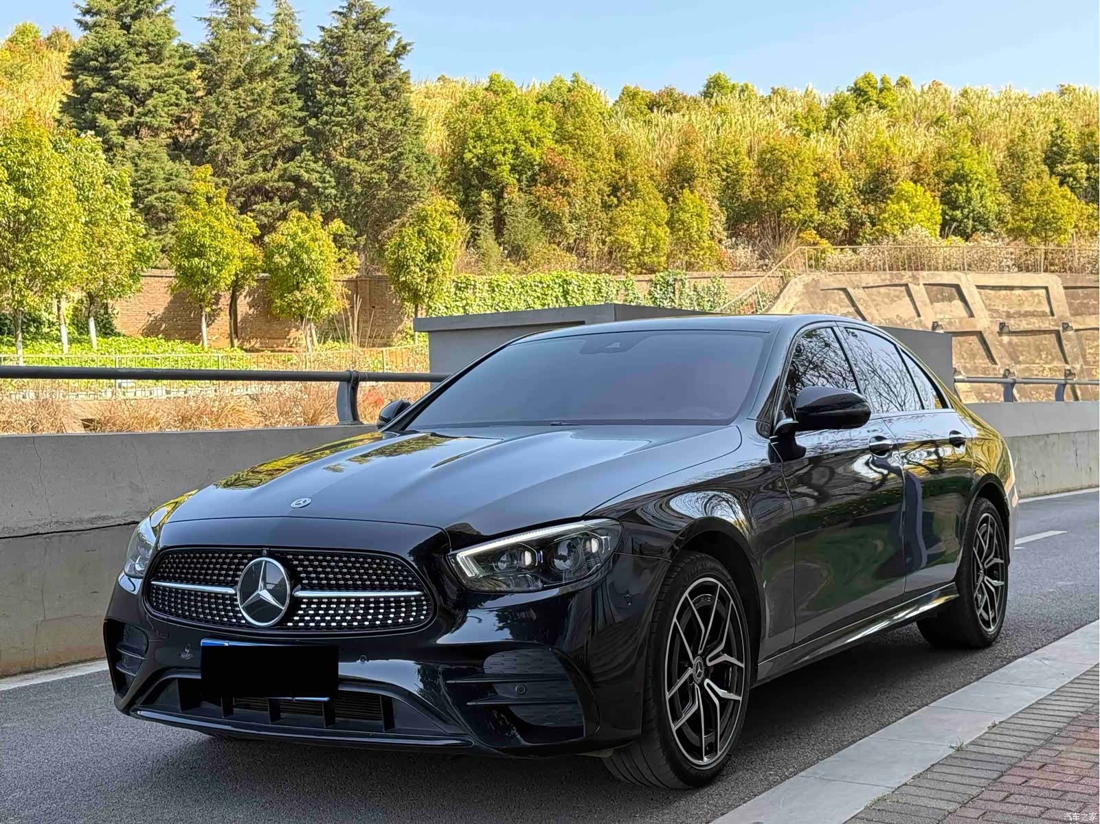 Mercedes-Benz E-Class, 2023 1