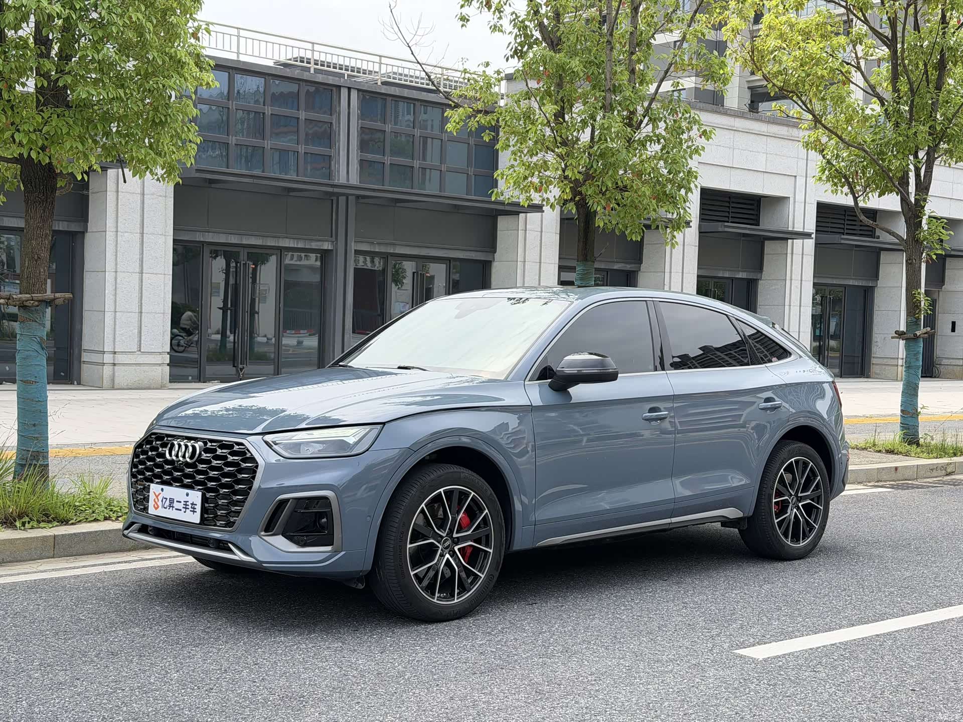 Audi Q5L, 2022 1