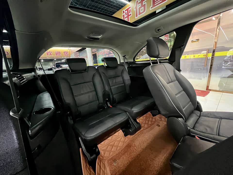 Mercedes-Benz R-class