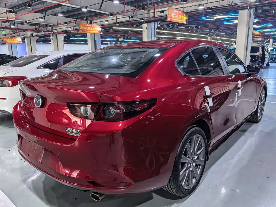 Mazda 3 Angkesaila