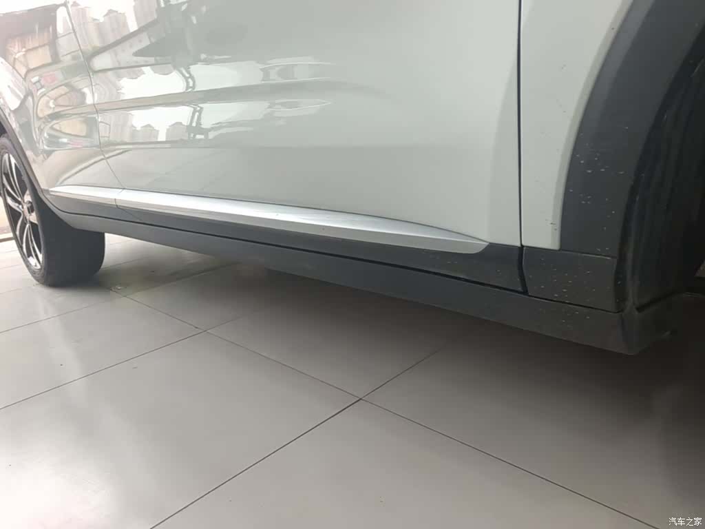 Roewe RX3, 2019 21