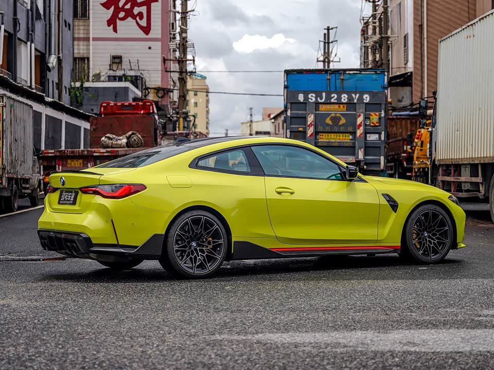BMW M4