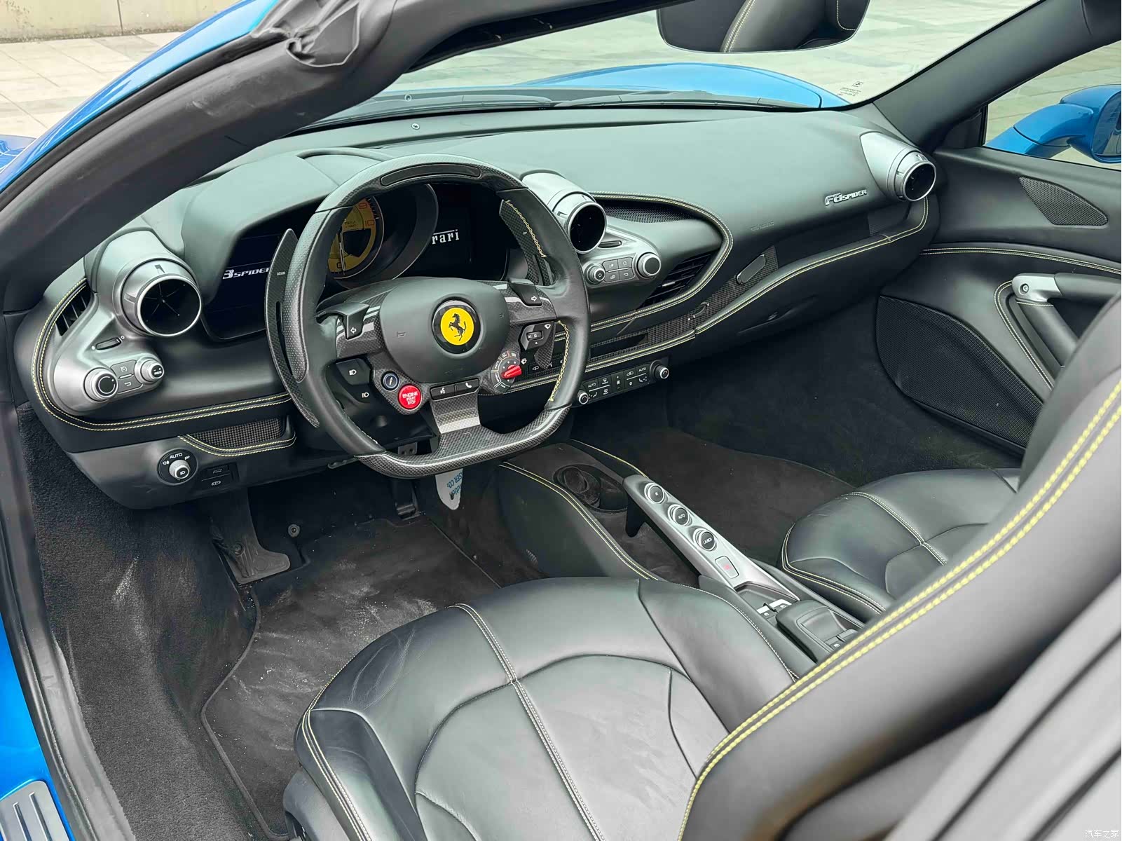 Ferrari F8, 2021 7