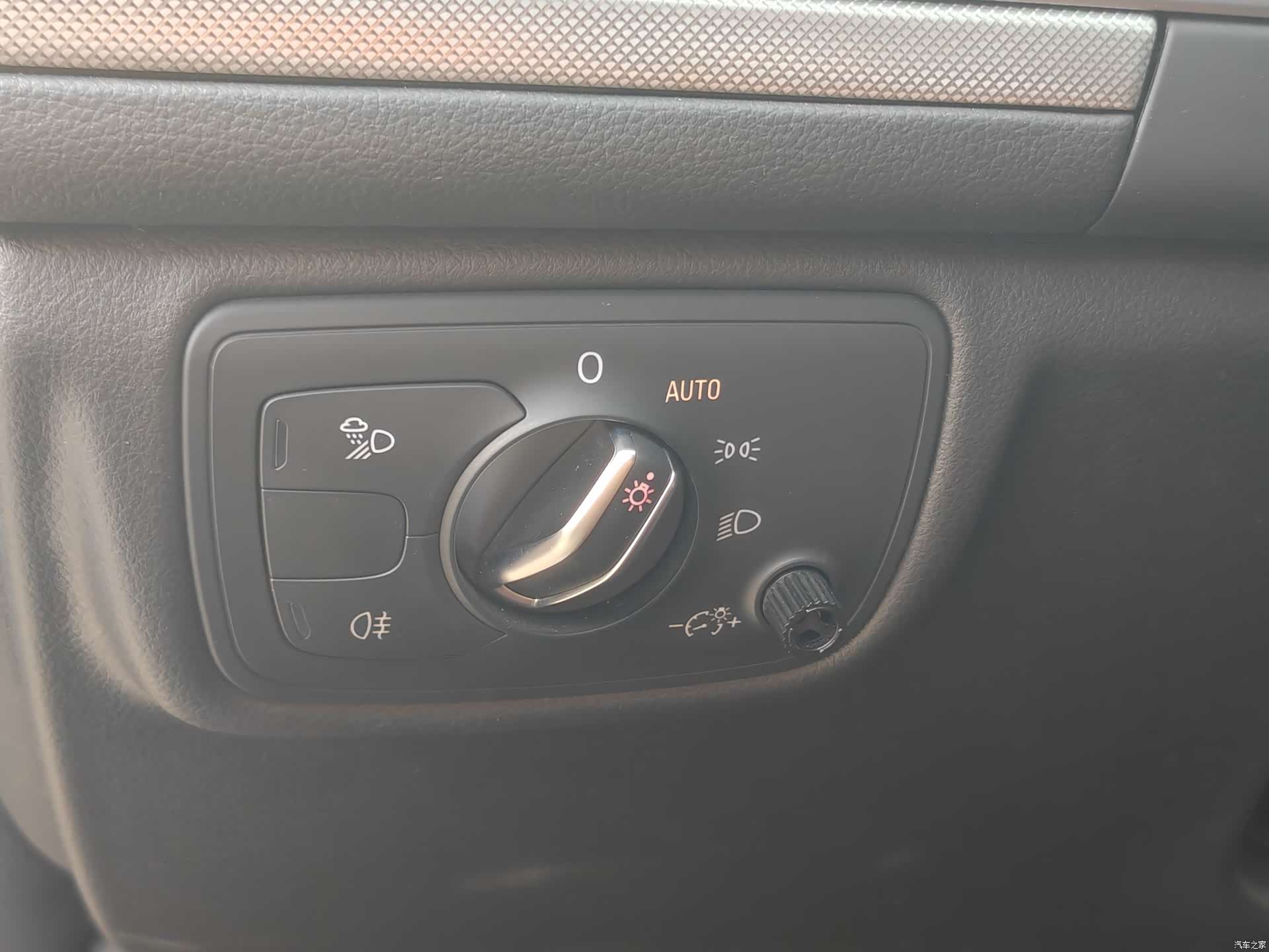 Audi A6L, 2017 14