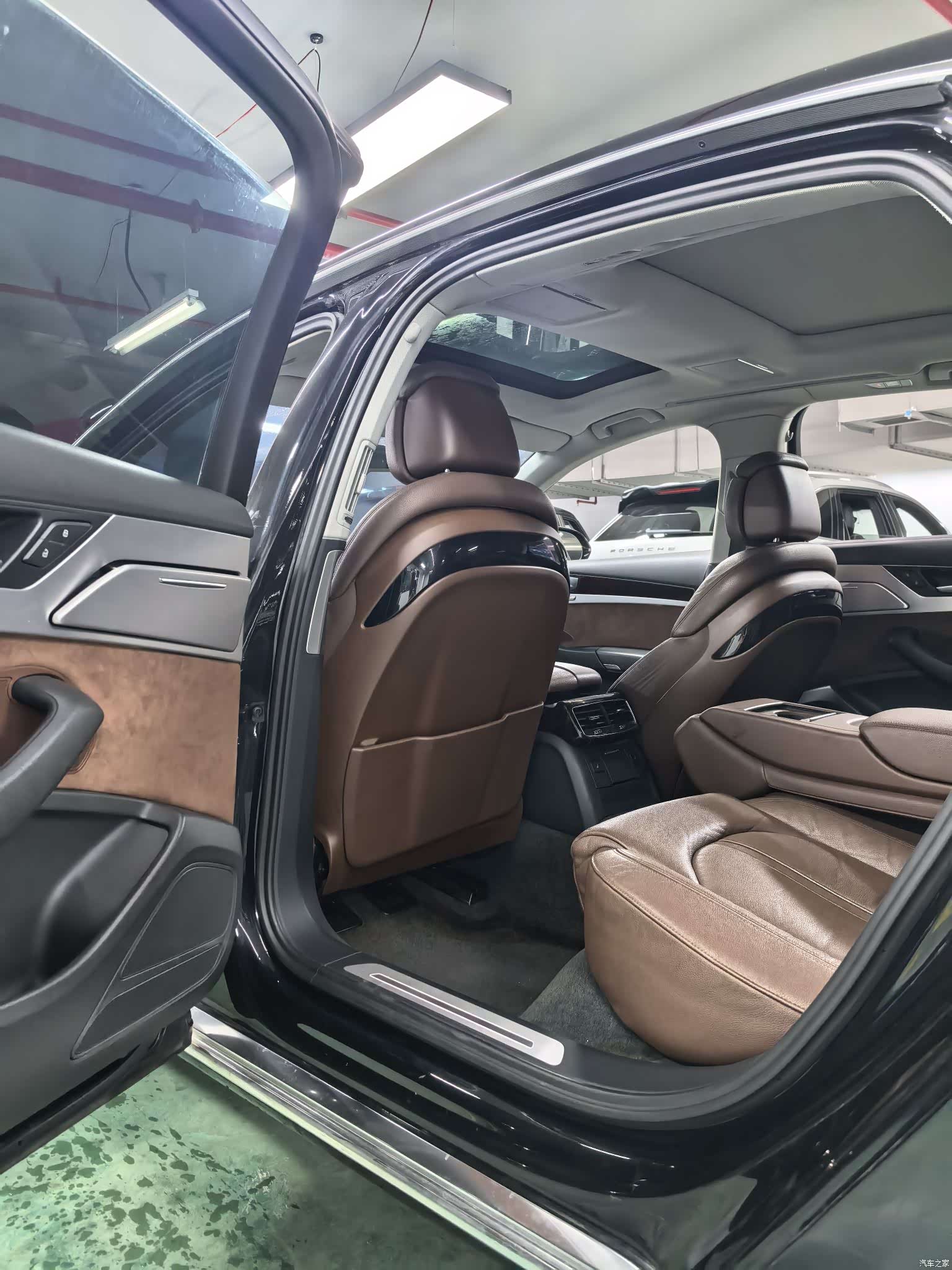 Audi A8L, 2013 6