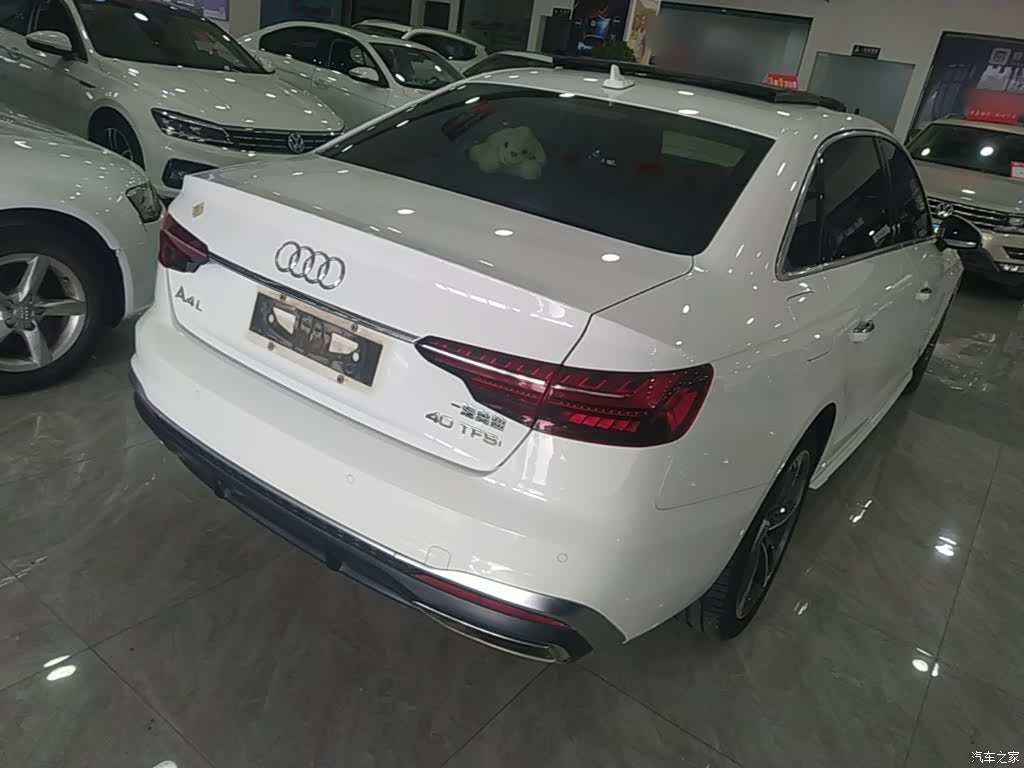 Audi A4L, 2022 7