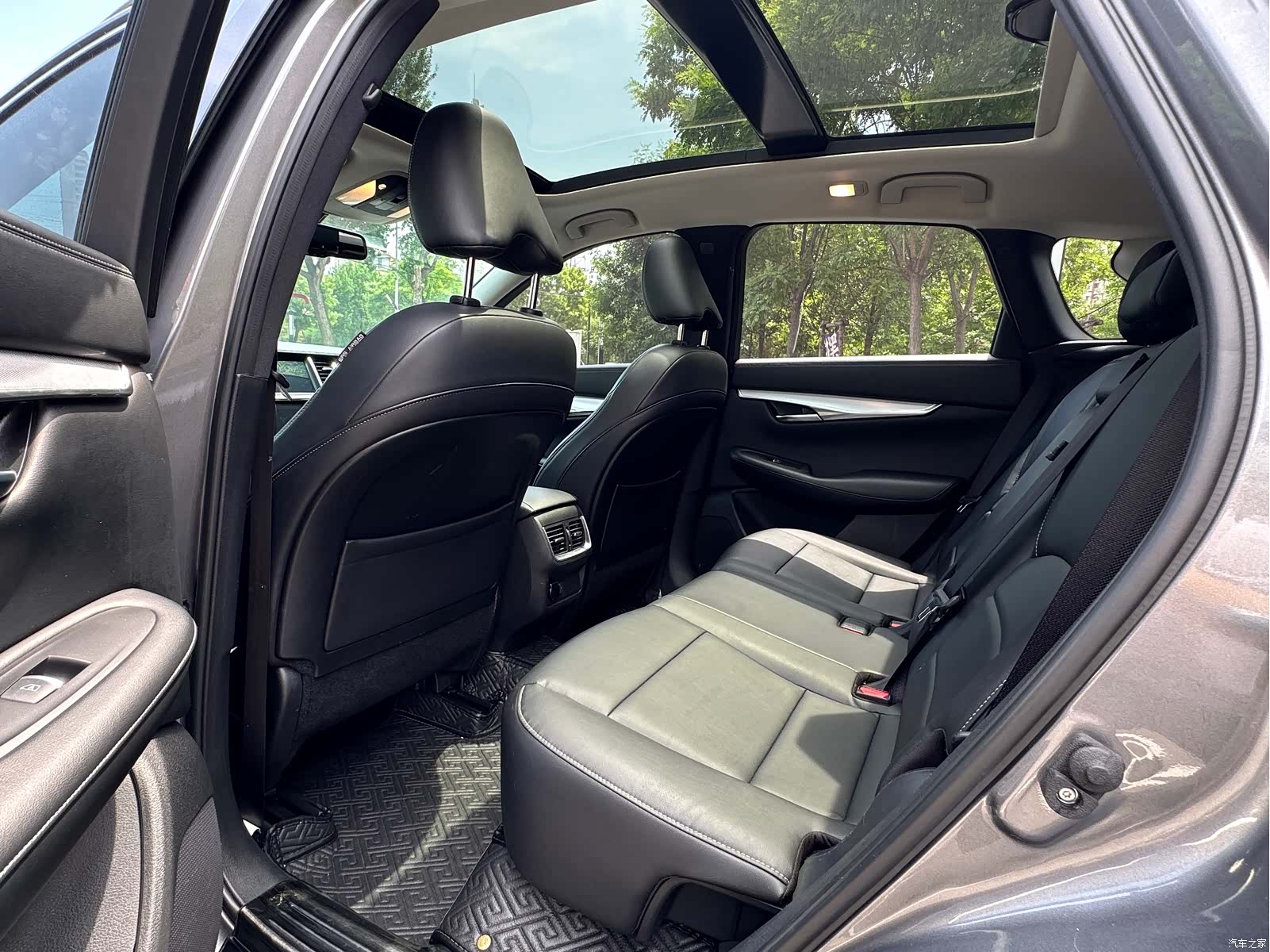 Infiniti QX50, 2020 все фото
