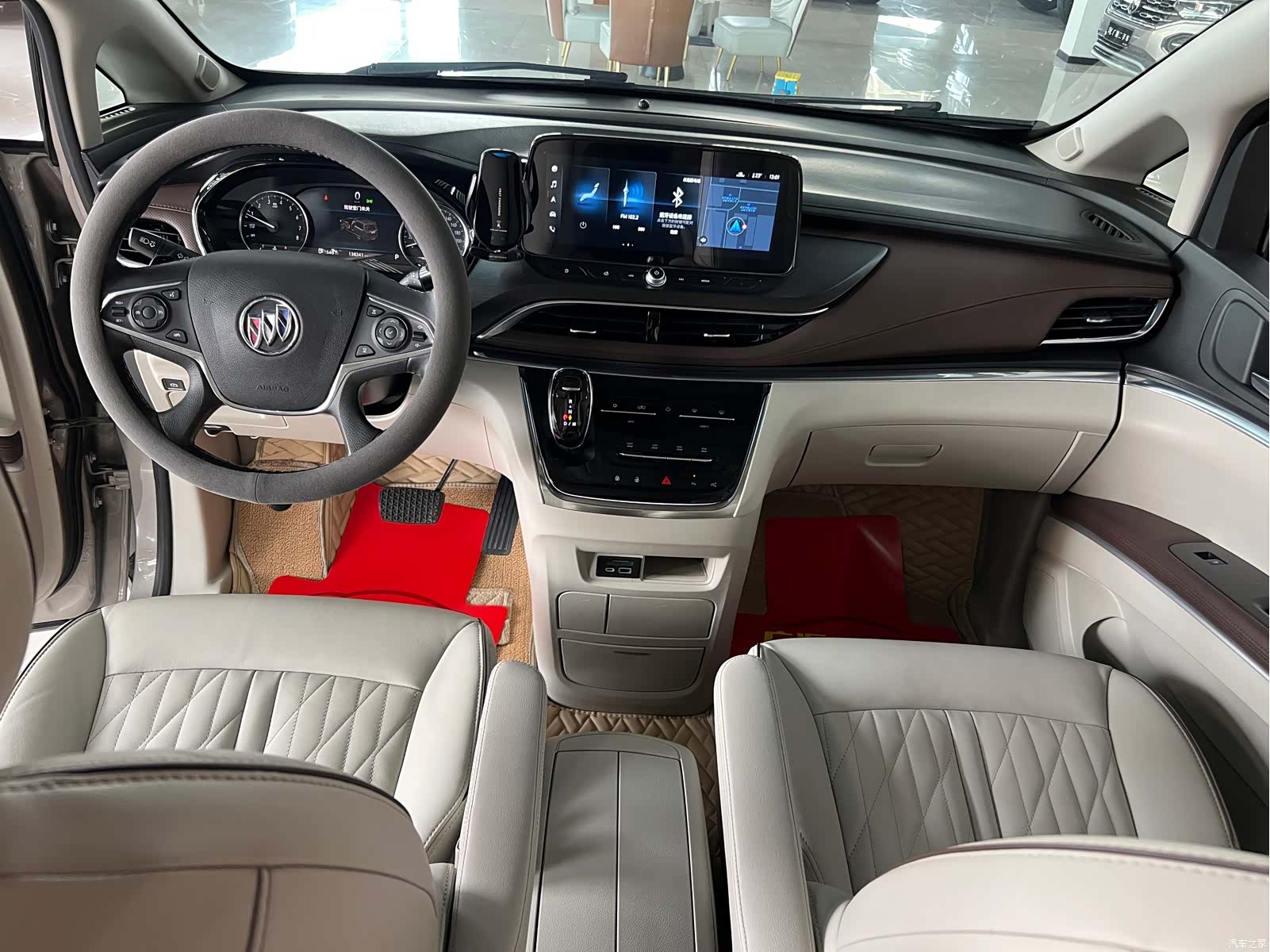 Buick GL8, 2022 8
