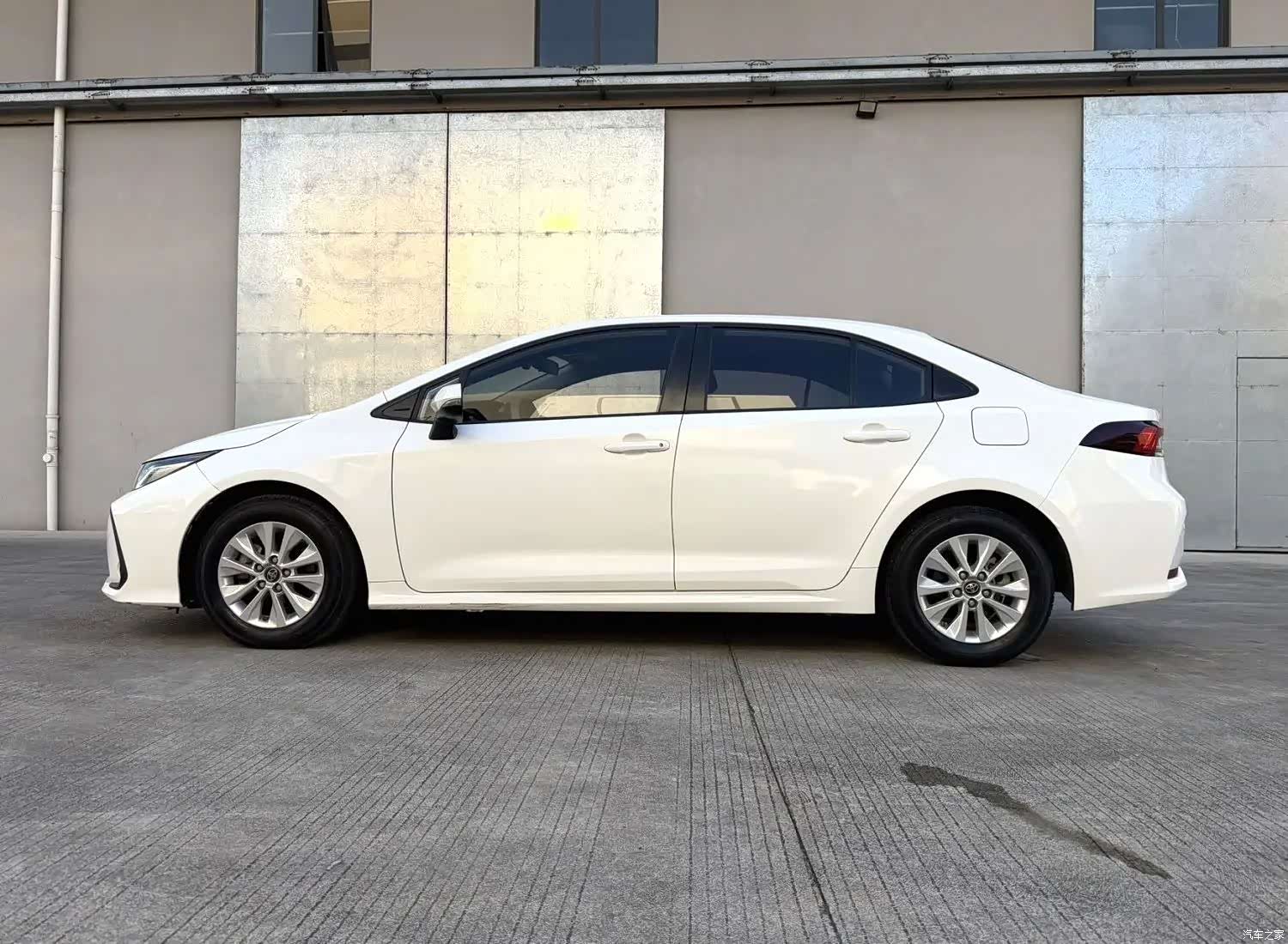 Toyota Corolla, 2024 12