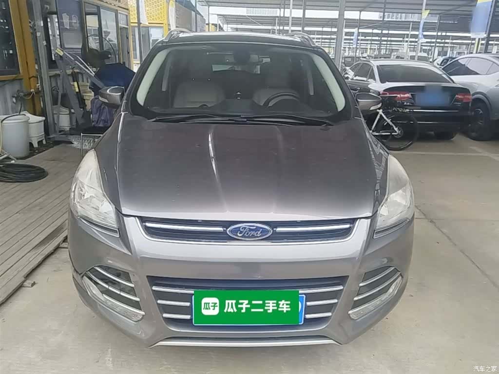 Ford Kuga, 2014 3