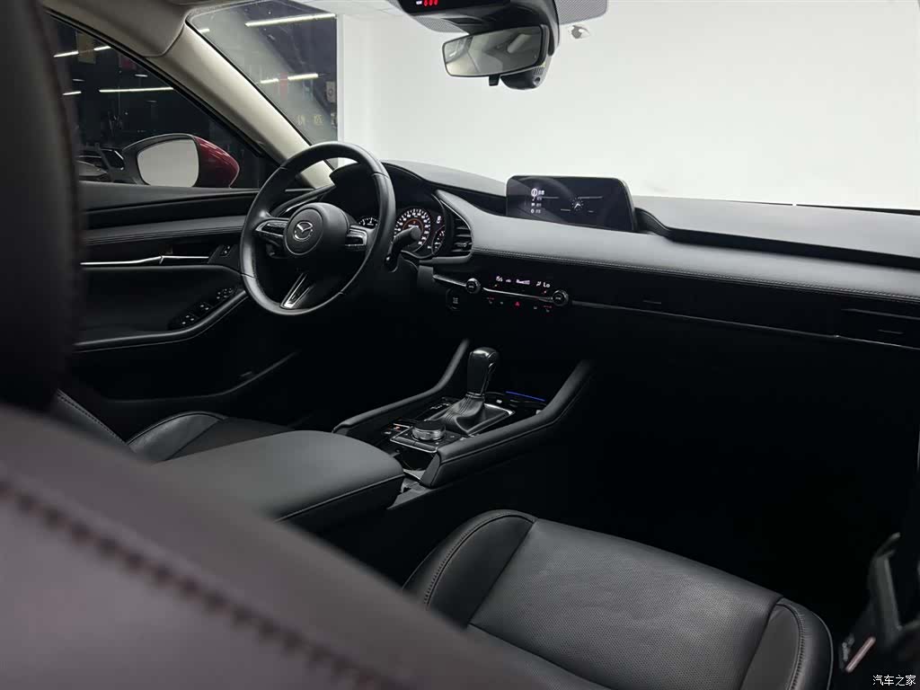 Mazda Mazda3, 2022 21