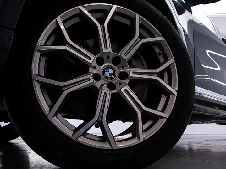BMW X7 2019 xDrive40i Leading hao hua tao zhuang