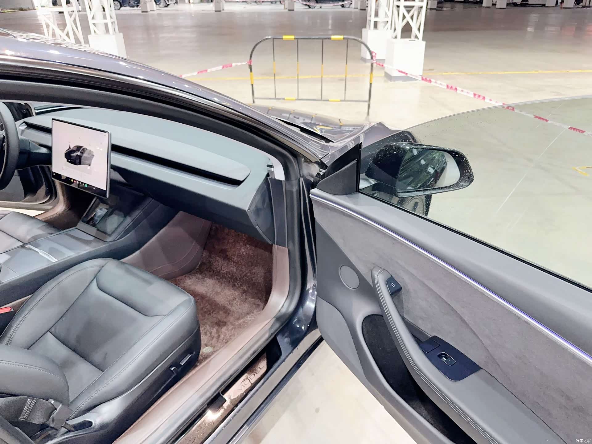 Tesla Model 3, 2024 22